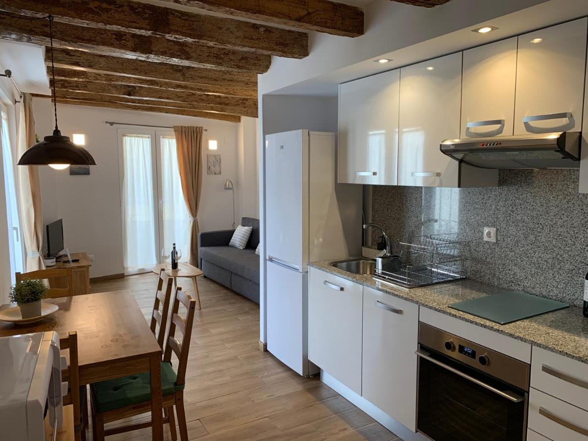 Apartaments Impro 모라 디에브레 객실 사진
